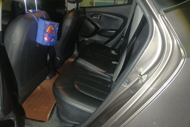 Used Hyundai ix35 2013 2.0L Automatic Two-Wheel Drive Smart GLS China V Standard Left Rear Seat