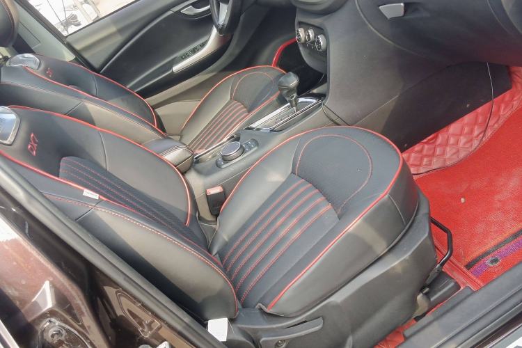 Used Soueast DX7 2017 1.5T Automatic Luxury Model