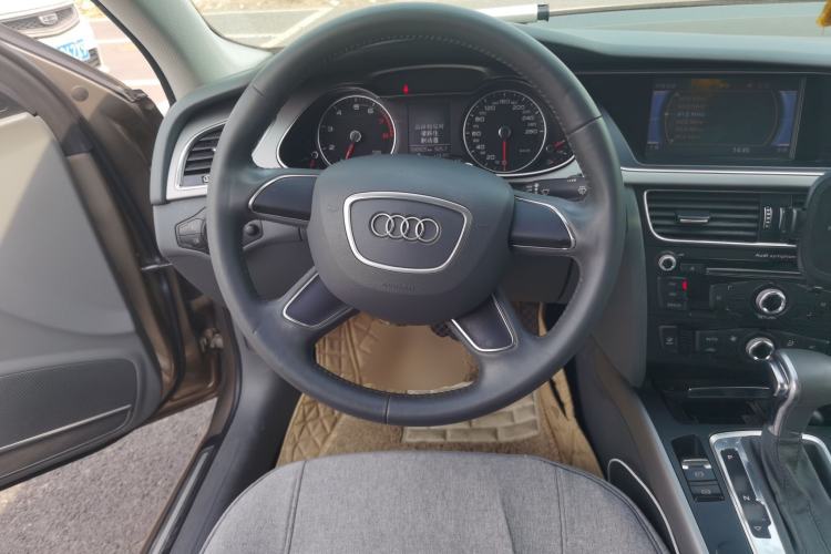 Used Audi A4L 2013 30 TFSI Automatic Comfort Model
