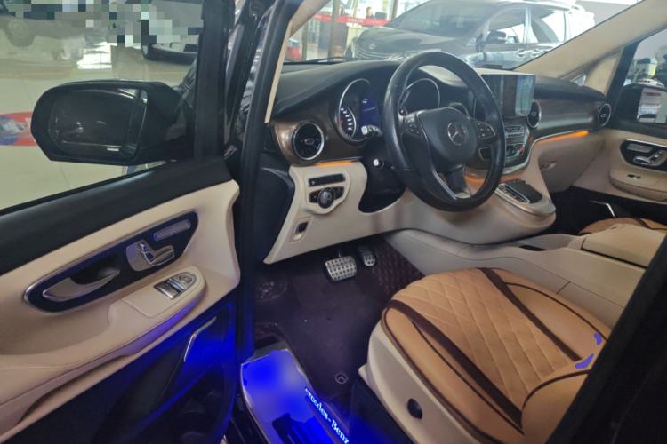 Used Mercedes-Benz V-Class 2021 V 260 Prestige Edition