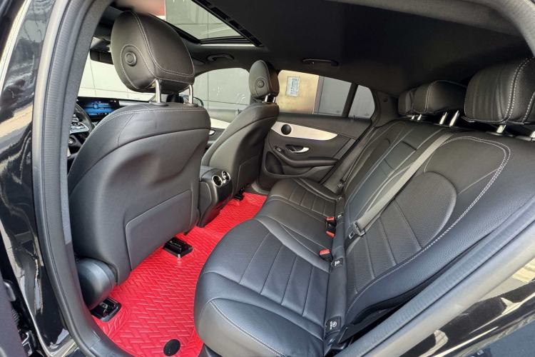 Used Mercedes-Benz GLC Coupe 2020 GLC 260 4MATIC Coupe SUV Interior 8