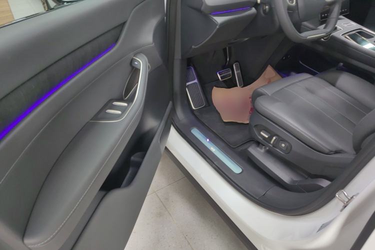 Used Nio ES8 2024 100kWh Signature Edition