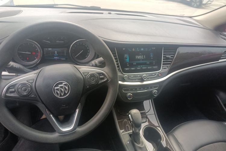 Used Buick Verano 2018 Sedan 20T Dual-Clutch Leading Model