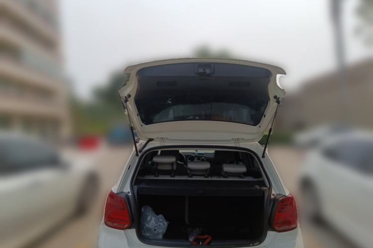 Used Volkswagen Polo 2016 1.6L Manual Comfort Model