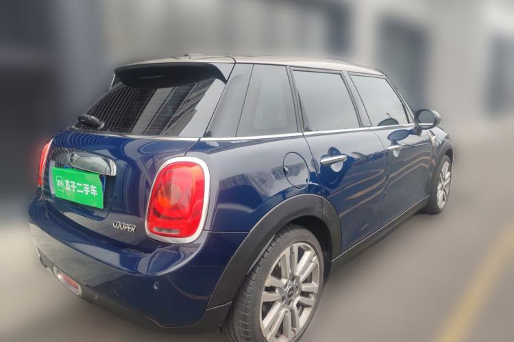 Used MINI MINI 2016 1.5T COOPER SEVEN Five-Door Edition