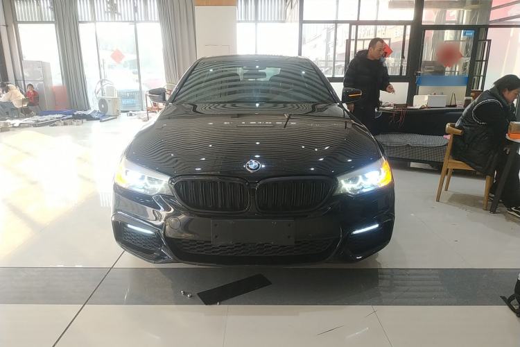Used BMW 5 Series 2019 530Li Leading Model M Sport Package