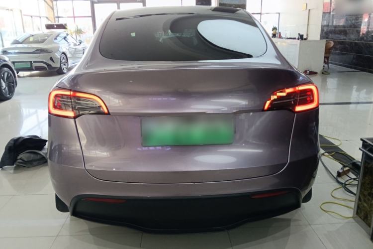 Used Tesla Model Y 2023 Rear-Wheel-Drive Version