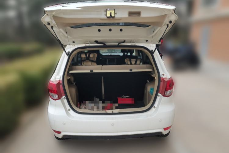 Used BAIC E Series 2012 Hatchback 1.5L Automatic Leshang Version