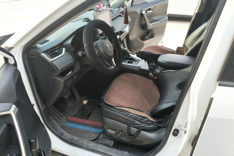 Used Toyota RAV4 2021 Dual-Engine 2.5L E-CVT Two-Wheel Drive Elite Edition