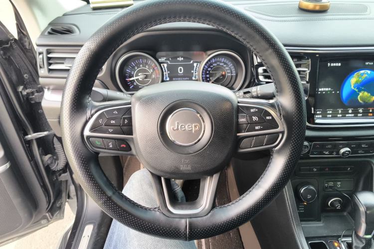 Used Jeep Grand Commander 2018 2.0T Four-Wheel Drive Premium Navigation Version China V
