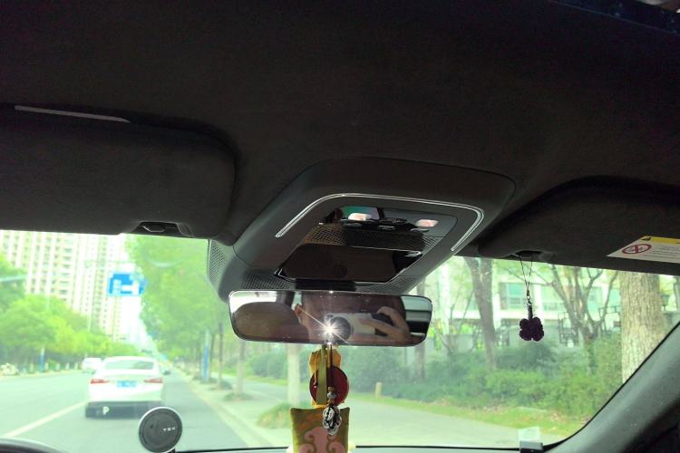 Used Zeekr 001 2022 Ultra-Long Range Dual-Motor YOU Version
