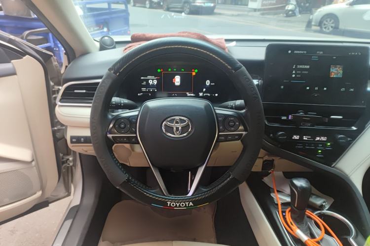 Used Toyota Camry 2021 2.5G Luxury Edition Steering Wheel