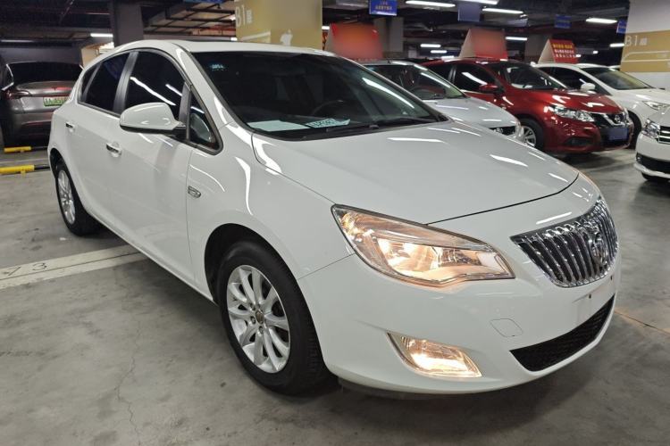 Used Buick GT 2014 XT 1.6L Automatic Fashion Edition Exterior 1