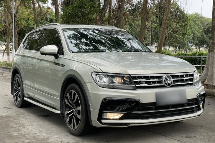 Used Volkswagen Tiguan L 2021 330TSI Automatic Two-Wheel Drive R-Line Enhanced Edition
