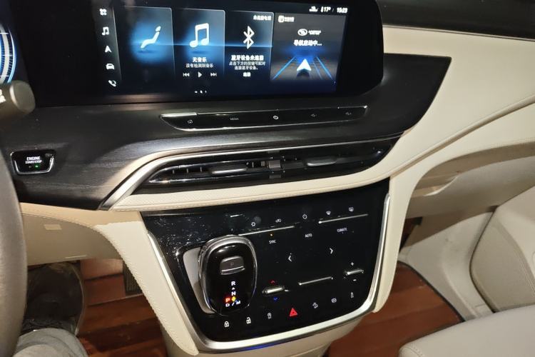 Used Buick GL8 2020 ES Land Cruiser 653T Luxury Edition