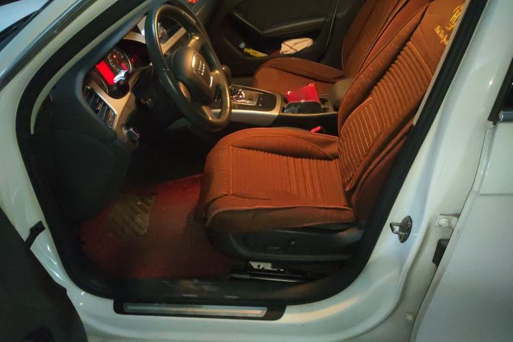 Used Audi A4L 2012 1.8 TFSI Automatic Comfort Model
