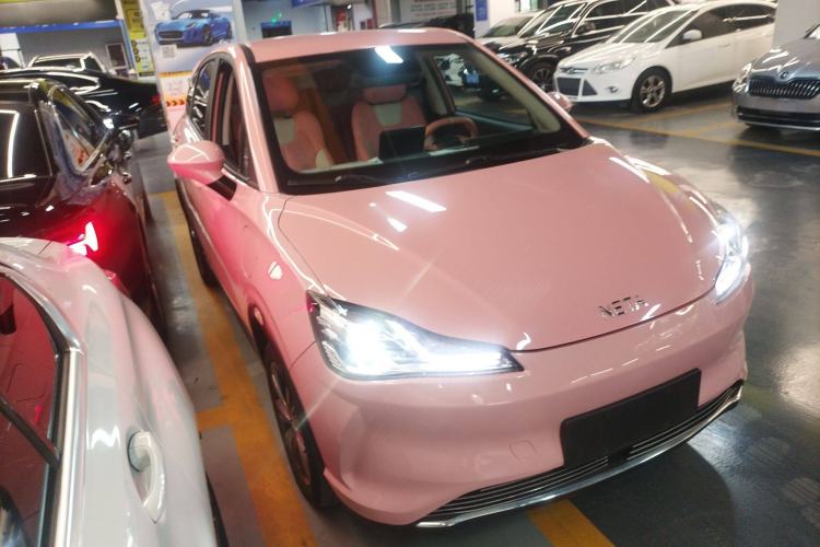 Used NETA V 2022 Chao 400 Lite Pink Custom Edition Front Right 45 Deg