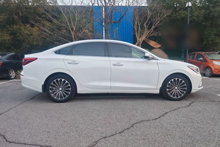 Used Changan Eado 2019 Blue Whale Edition 280T GDI DCT High-Speed Model