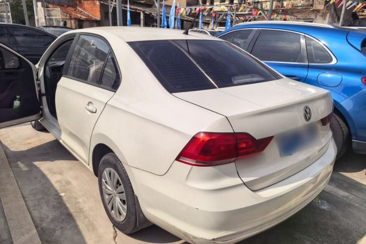 Used Volkswagen Santana 2016 1.6L Manual Fashion Edition