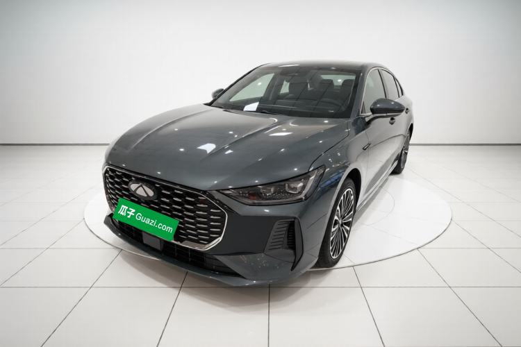 Used Chery Fengyun A8L 2025 1.5 TGDI 145 km Luxury Version