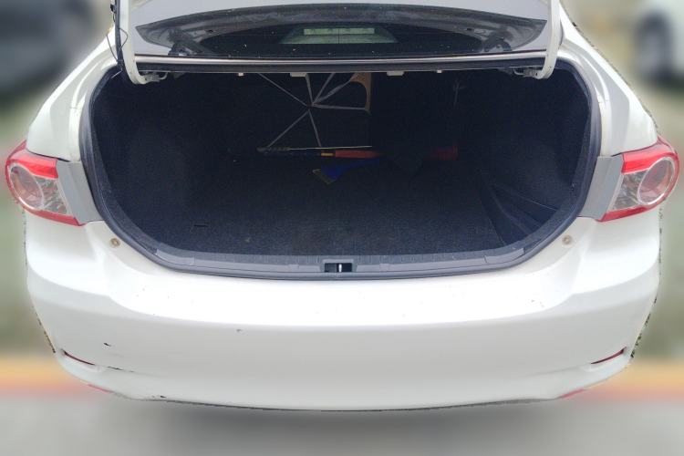 Used Toyota Corolla 2011 1.6L Automatic GL Trunk