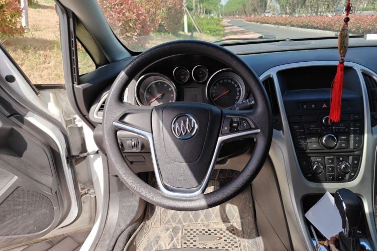 Used Buick GT 2014 XT 1.6L Automatic Fashion Edition