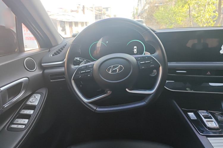 Used Hyundai Sonata 2020 270TGDi DCT GLS Elite Edition Steering Wheel