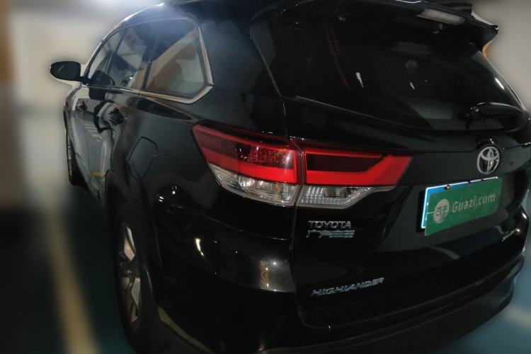 Used Toyota Highlander 2018 2.0T Four-Wheel Drive Prestige Version 7 Seats China V Emission Standard