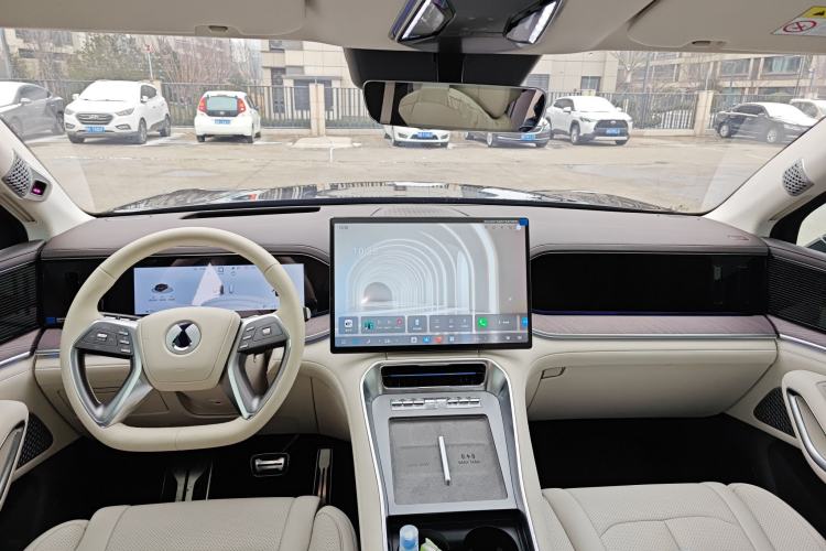 Used Denza N9 2025 Prestige Version
