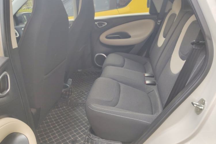 Used Wuling Bingo 2023 333 km Fast-Share Version Left Rear Seat