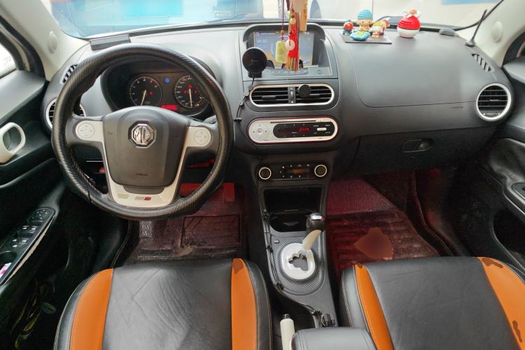 Used MG 3 2011 Xross 1.5L Luxury Edition Center Console