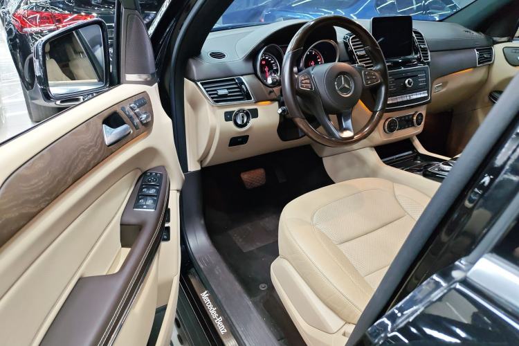 Used Mercedes-Benz GLS 2017 GLS 500 4MATIC
