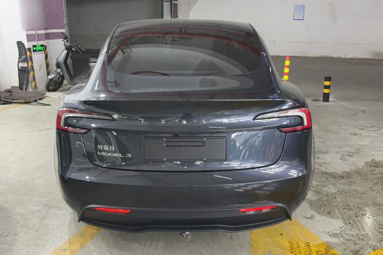 Used Tesla Model 3 2025 Rear-Wheel-Drive Version

