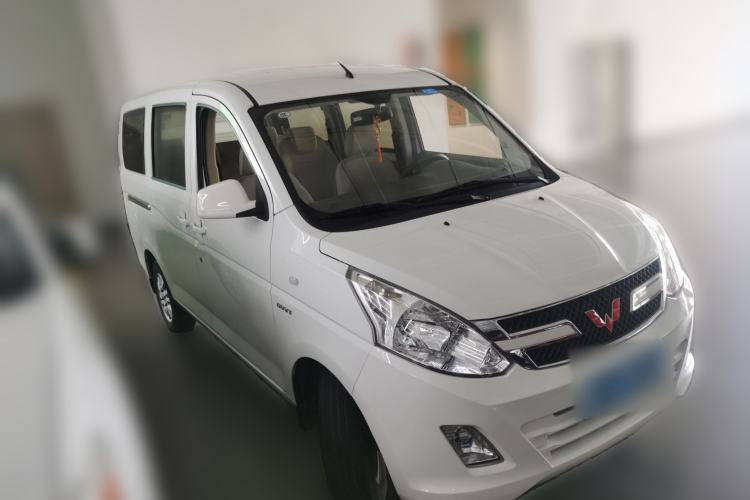 Used Wuling Rongguang V 2018 1.5L Standard Version
