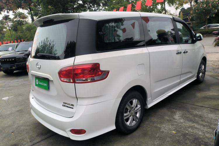 Used SAIC MAXUS G10 2018 PLUS 2.4L Manual Elite Edition
