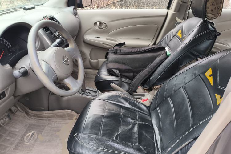 Used Nissan Sunny 2011 1.5XE CVT Comfort Edition Left Front Seat