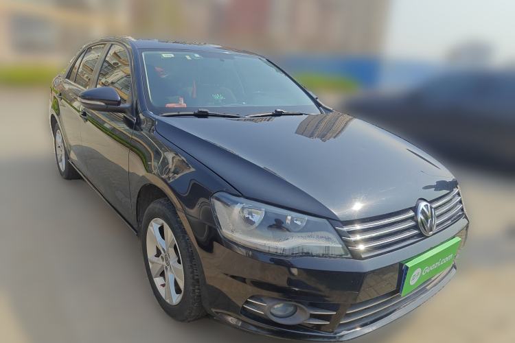 Used Volkswagen Bora 2013 1.6L Automatic Comfort Model Front Right 45 Deg