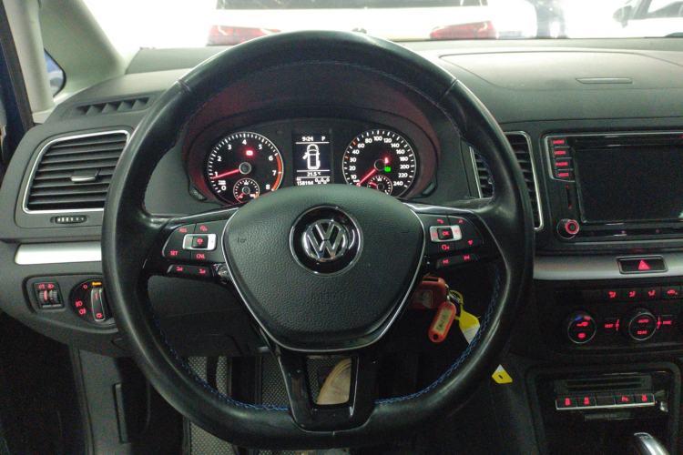 Used Volkswagen Sharan 2016 380TSI Clear Blue Limited Edition