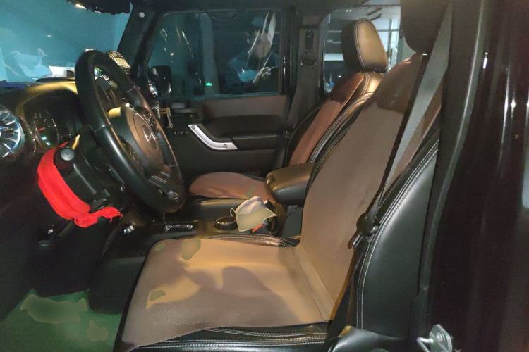 Used Jeep Wrangler 2015 3.0L Sahara Four-Door Comfort Edition