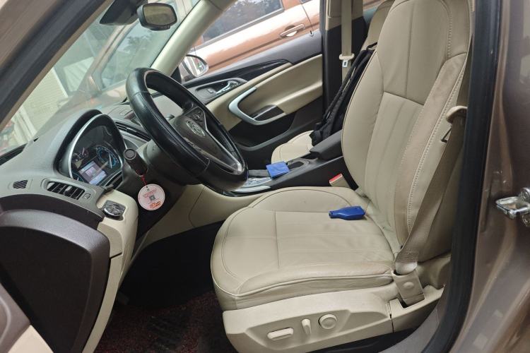 Used Buick Regal 2014 2.0L Elite Fashion Edition Left Front Seat