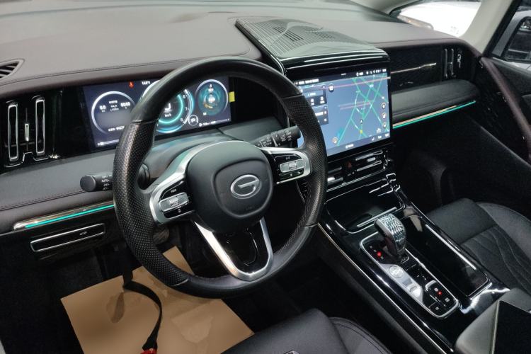 Used GAC Trumpchi M8 2024 Master Series 400T Ultimate Edition Center Console