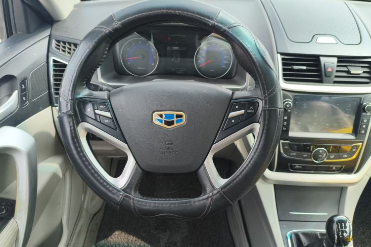 Used Geely Auto Emgrand 2016 Sedan 1.5L Manual Luxury Model

