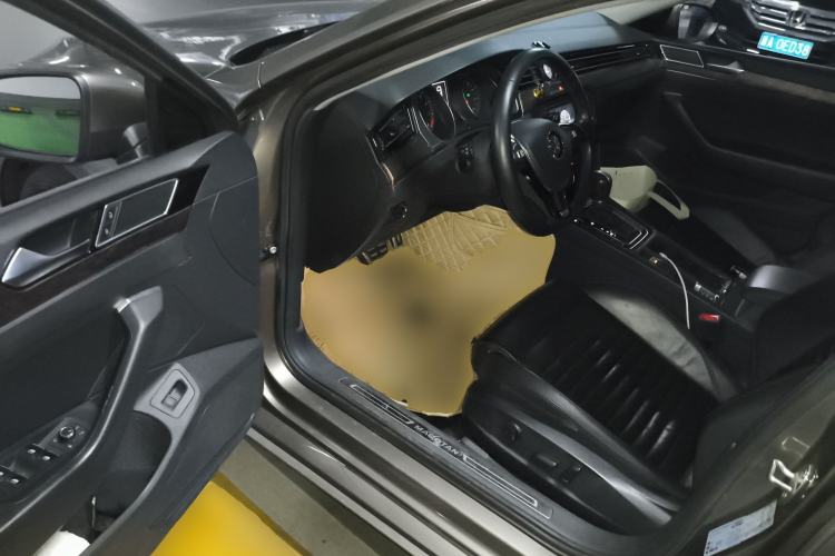 Used Volkswagen Magotan 2019 330TSI DSG Leading Edition China V Standard