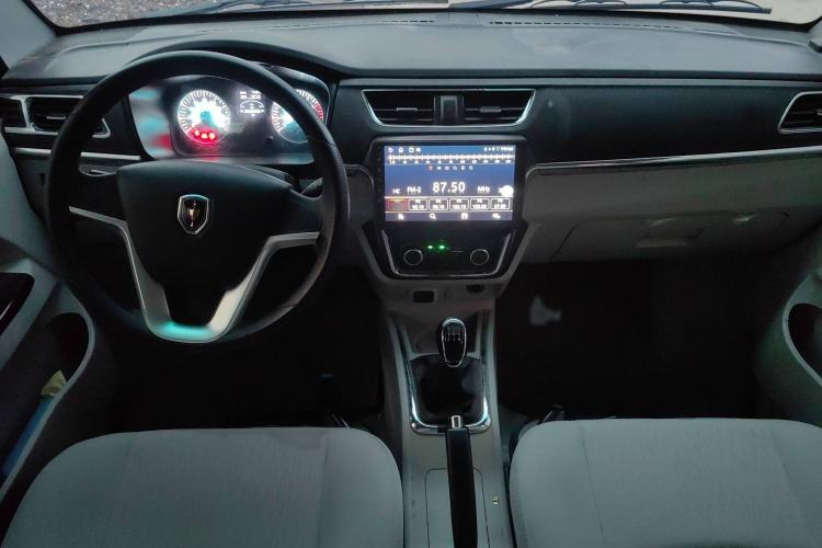 Used Jinbei New Hiace X30L 2024 Champion Edition Passenger Vehicle 5/6/7 Seats
