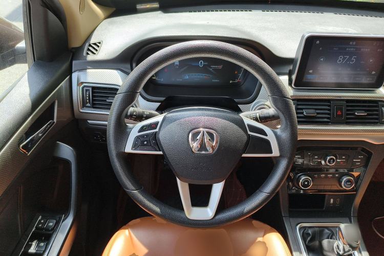 Used BAIC Weiwang M50F 2017 1.5L Luxury Model
