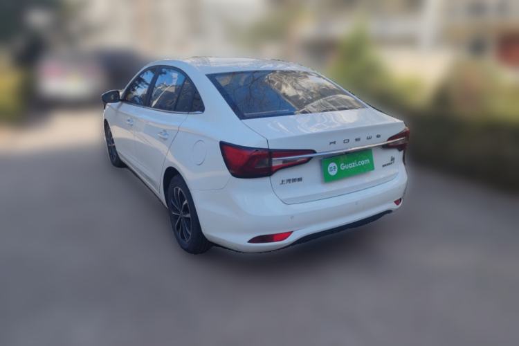 Used Roewe i5 2020 1.5L Automatic 4G Connect Luxury Flagship Edition
