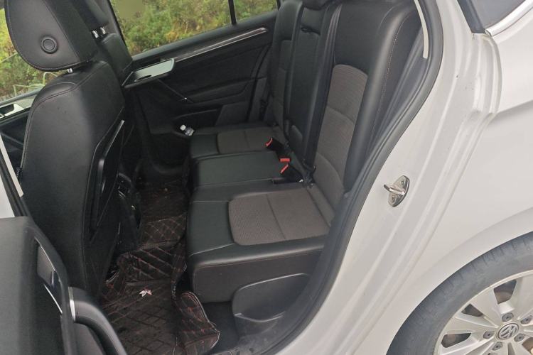 Used Volkswagen Golf Sportsvan 2018 230TSI Automatic Trend Edition
