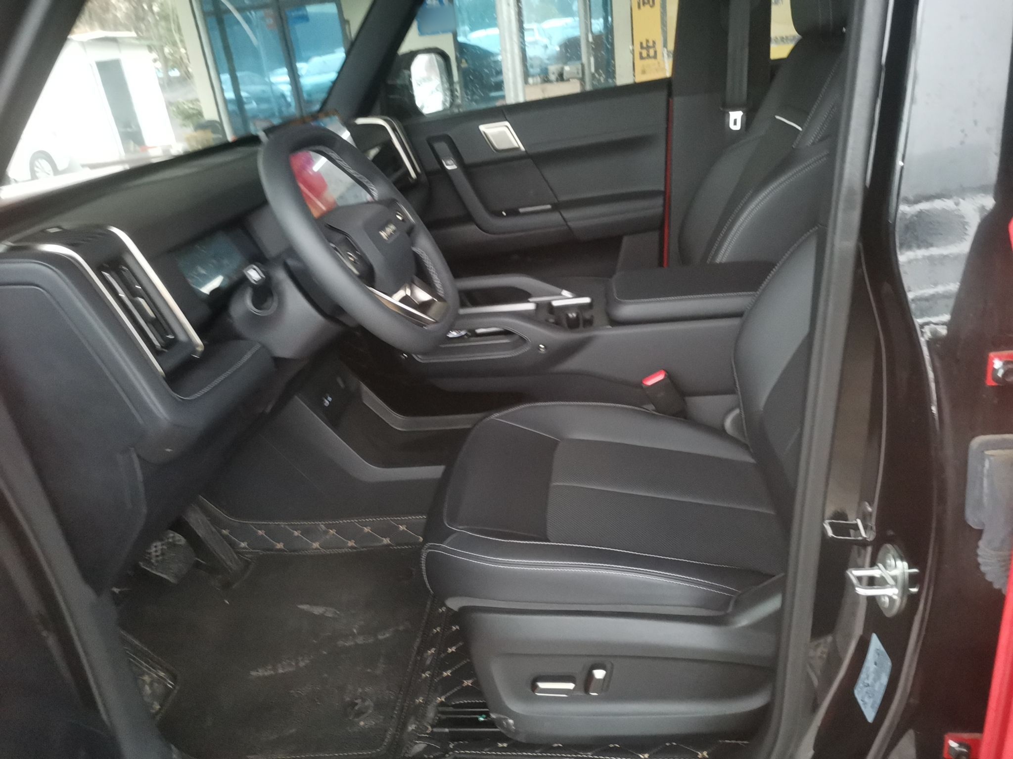 المقاعد الأمامية داخل السيارة