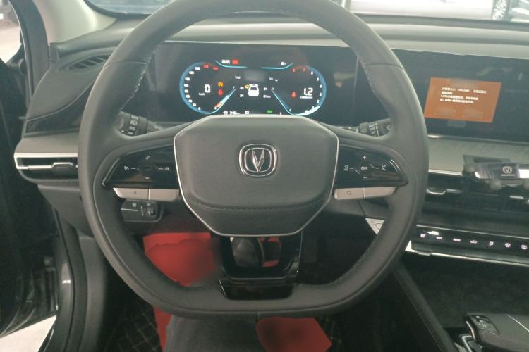 Used CHANGAN Eado 2023 Changan Edition PLUS Blue Whale NE 1.4T GDI DCT Prestige Version
