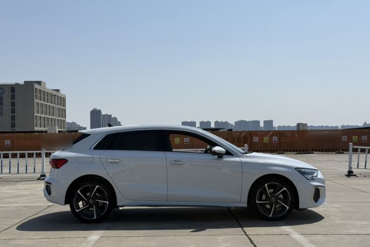 Used Audi A3 2023 Updated Sportback 35 TFSI Stylish Sports Type
